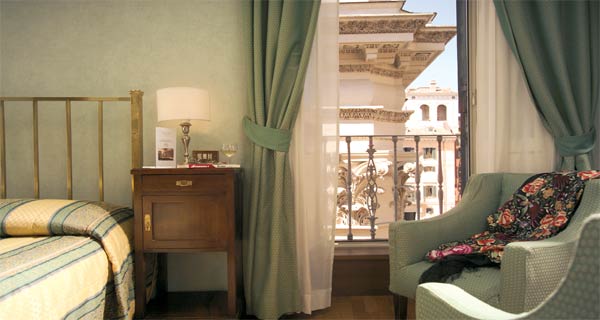 Albergo Cesari Roma - Italia  FotoCamera4.jpg 